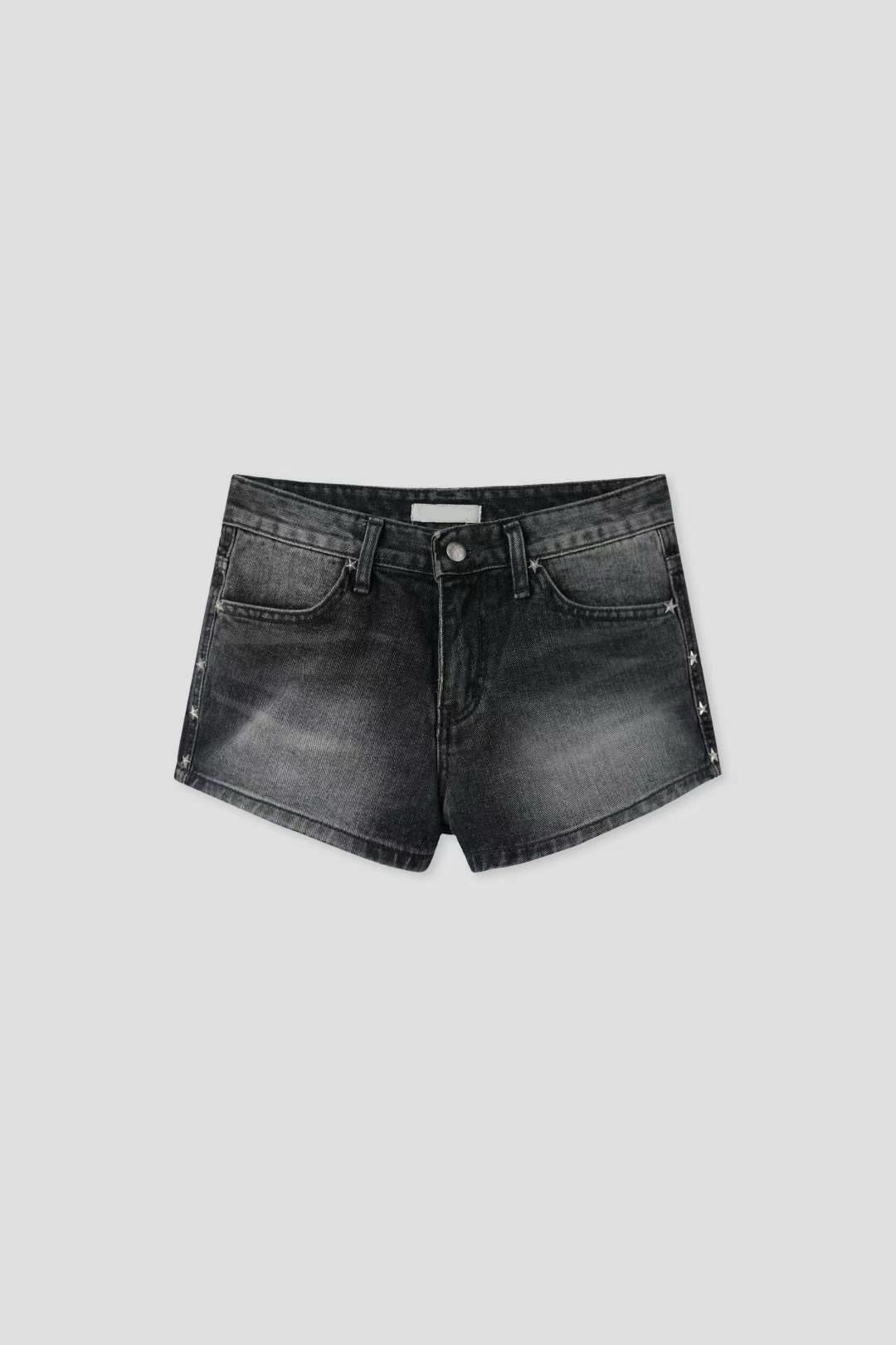 Star Washed Denim Shorts 星星洗水牛仔短褲