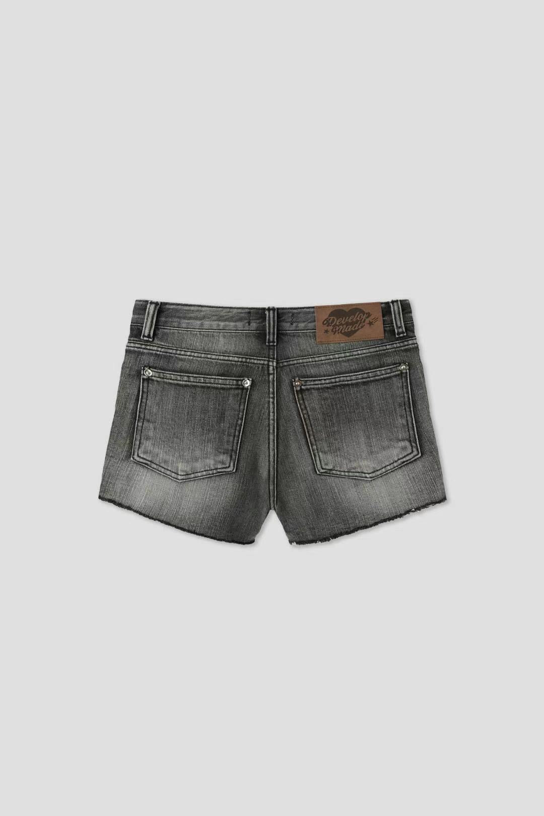 Blink Blink Word Denim Shorts 閃石字母牛仔短褲