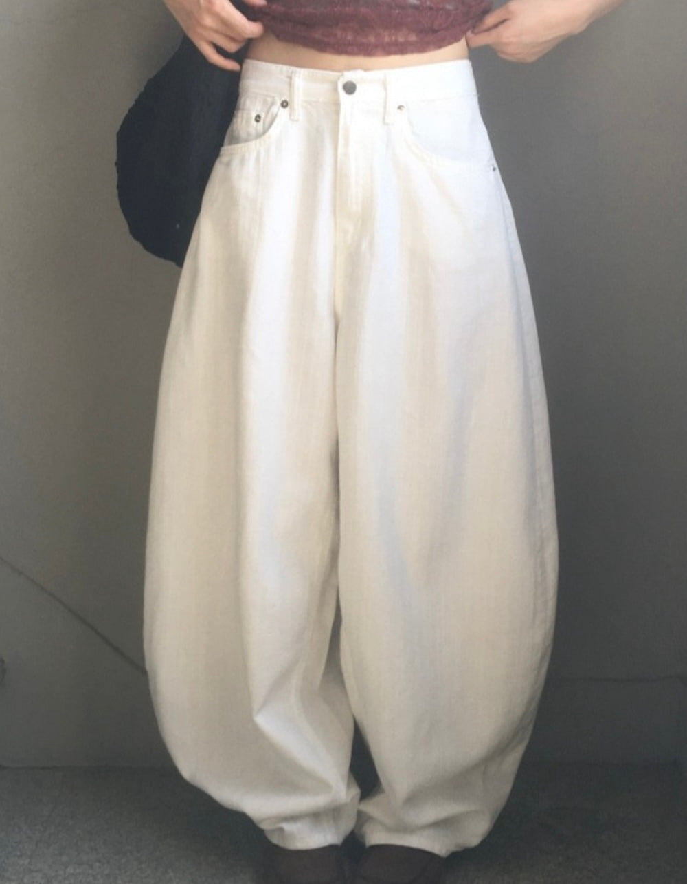 Angel Wing Barrel-leg Jeans