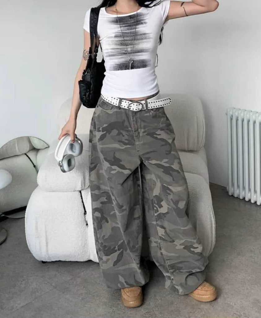迷彩彎刀褲 Camoflage Barrel-leg Pants