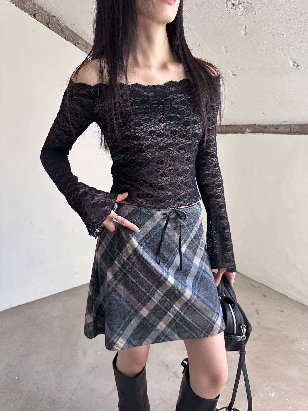 Lace Long-sleeved Top