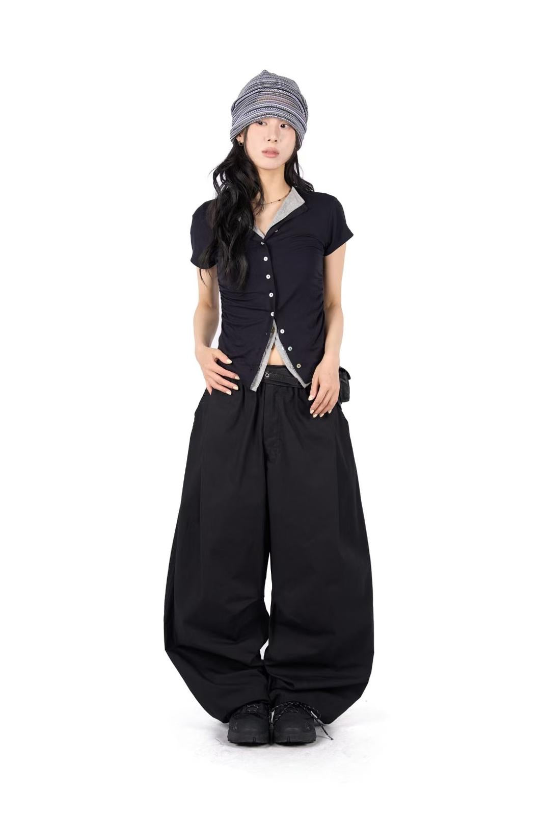 鈕扣短袖上衣 Button Short-sleeeved Top