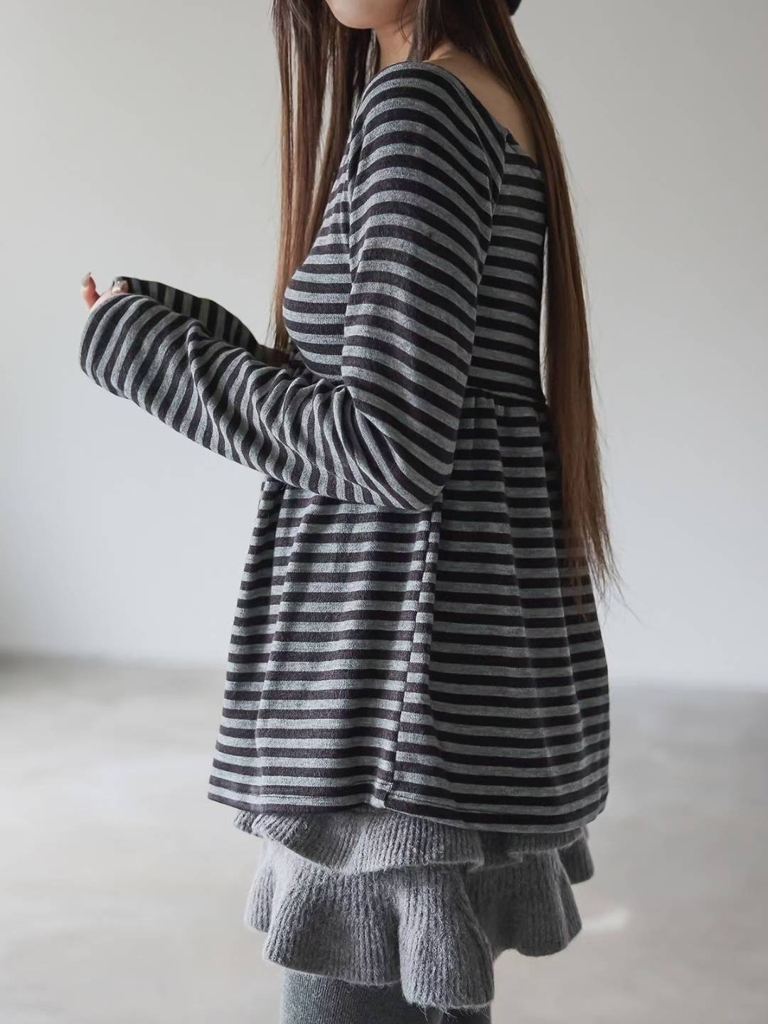 Ribbon Striped Long-sleeved Top