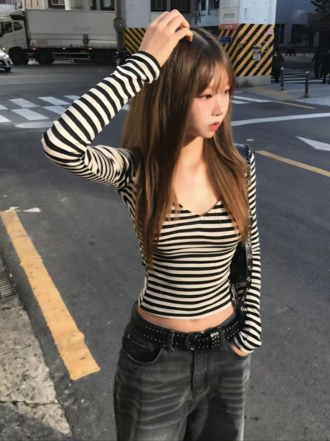V-neck Striped Long-sleeved Top