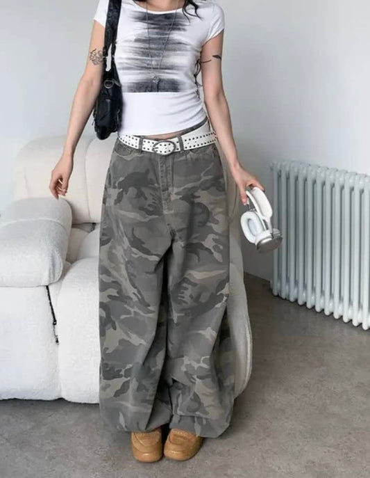 迷彩彎刀褲 Camoflage Barrel-leg Pants