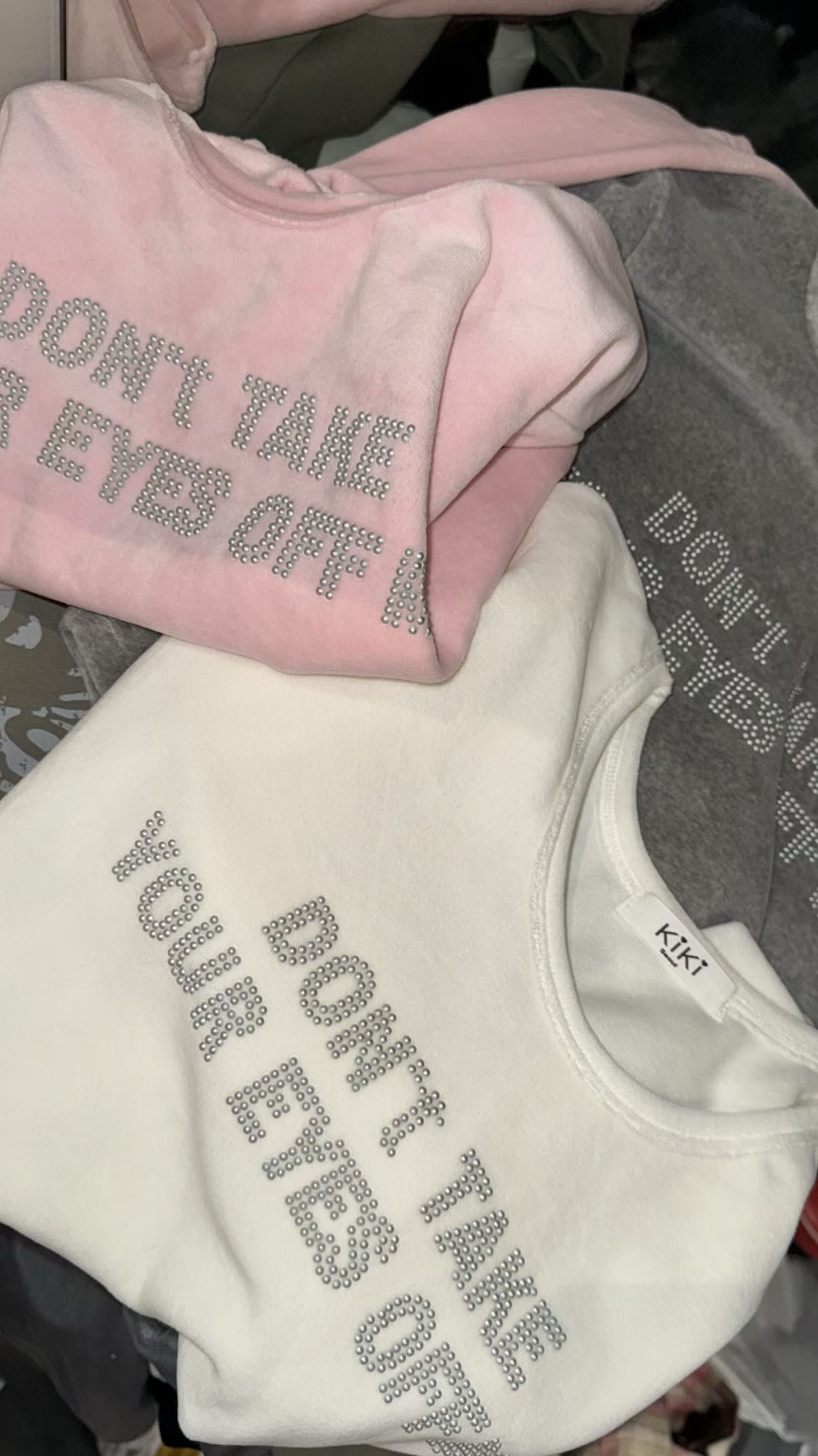 Don’t Take Your Eyes Off Long-sleeved Top