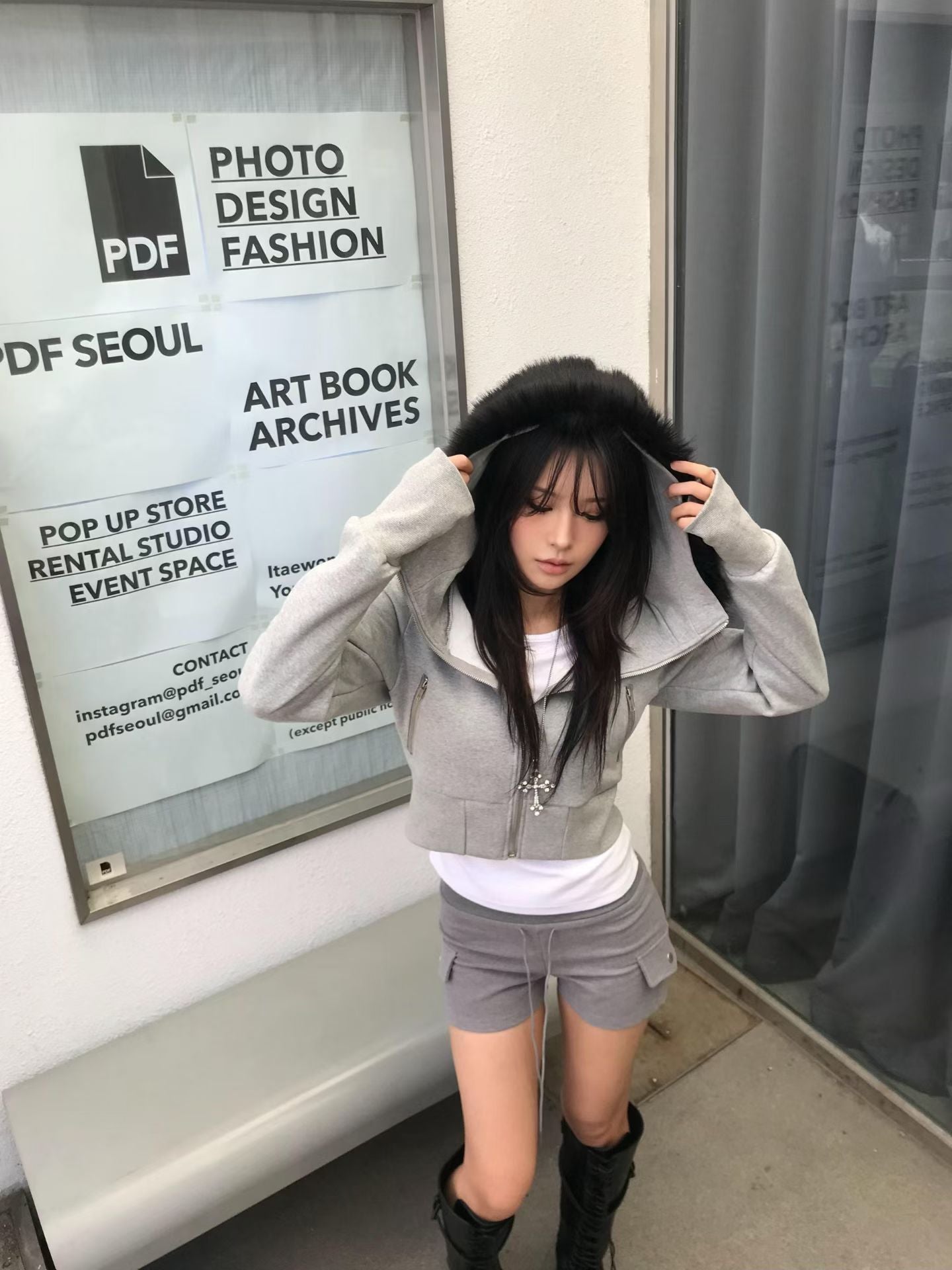 Fur Crop Zip-up Hoodie