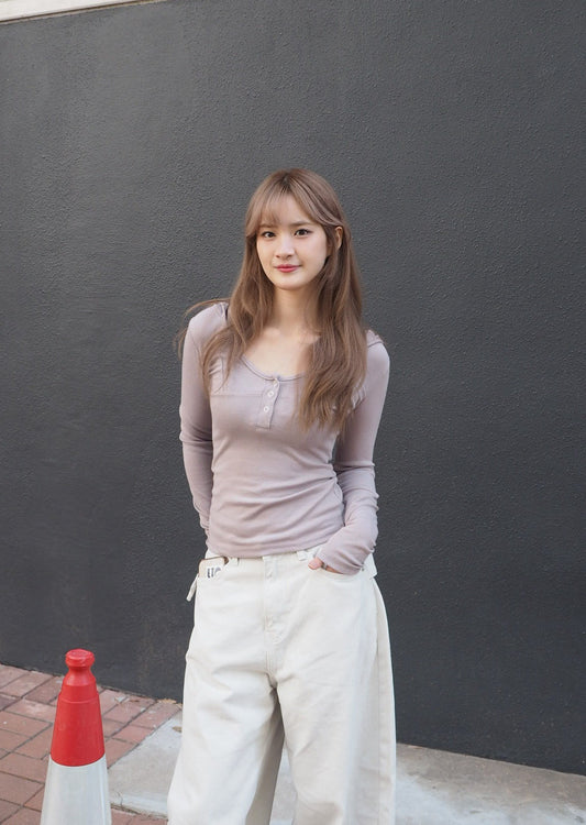 Hooded Long-sleeved Fitted Top