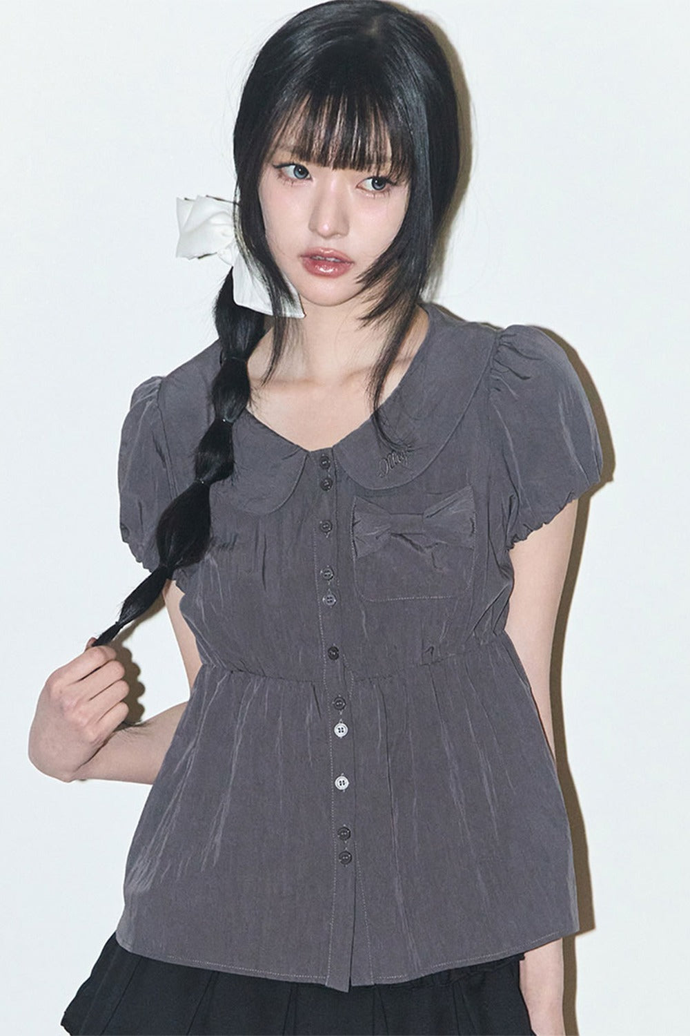 【ILLIGO】Forming Ribbon Puff Blouse | Charcoal