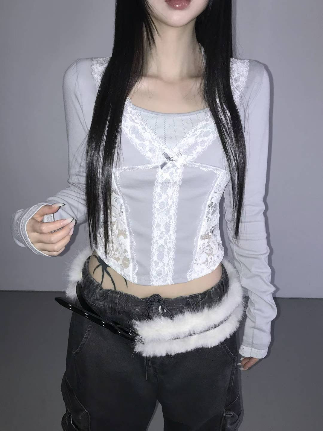 Lace Fake-two-piece Long-sleeves Top