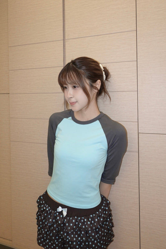 3/4 Sleeve Raglan Top