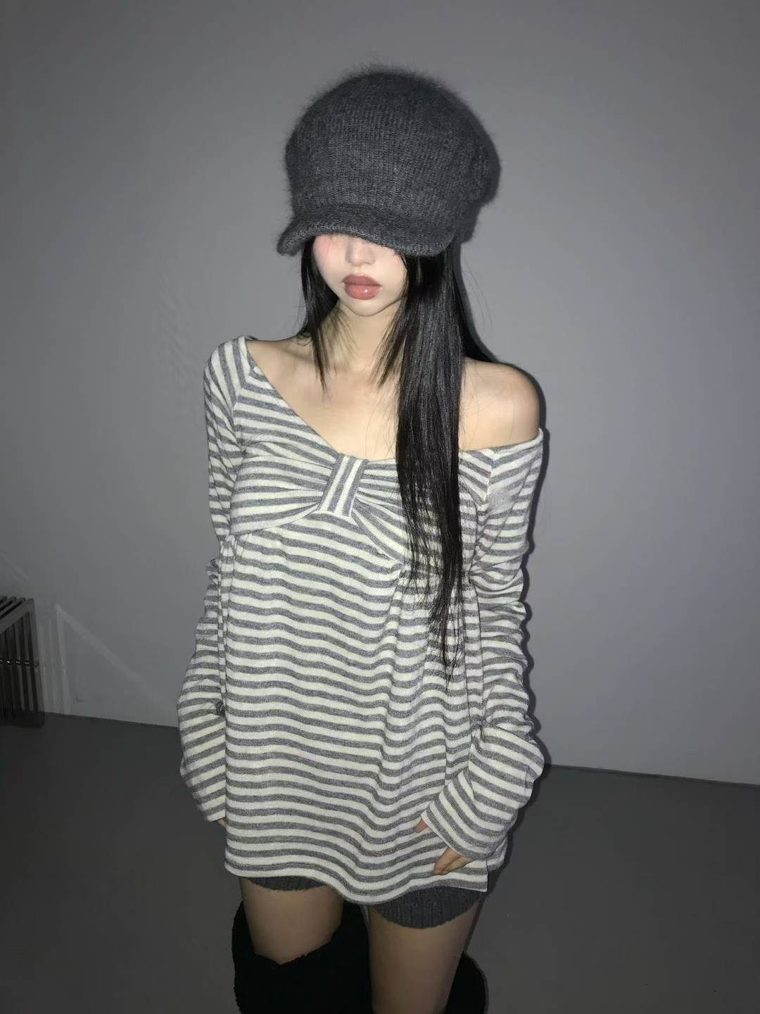 Ribbon Striped Long-sleeved Top
