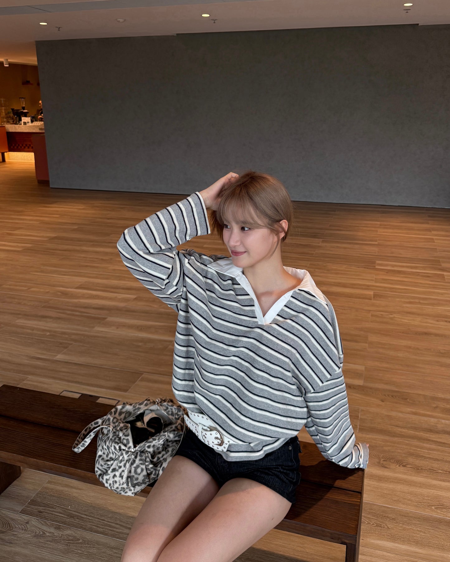 間條寬鬆有領長袖上衣 Striped Oversized Polo Shirt