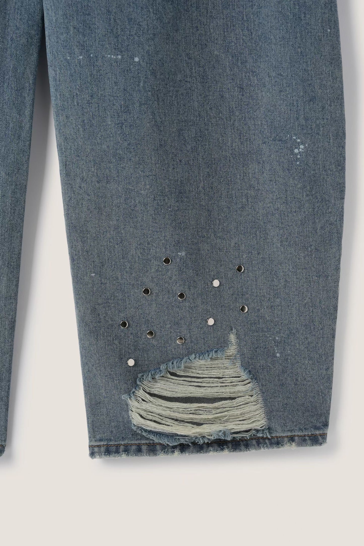 Distressed Wide-leg Jeans