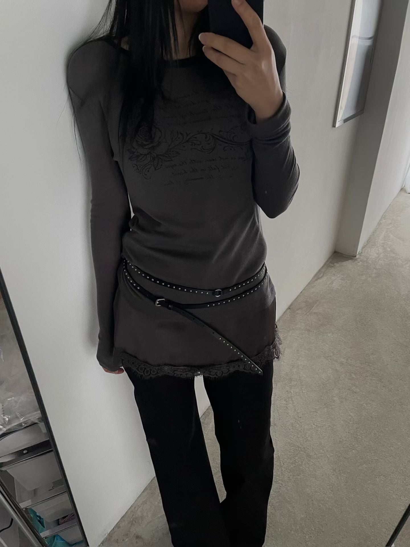 Vintage Calligraphy Long-sleeved Top