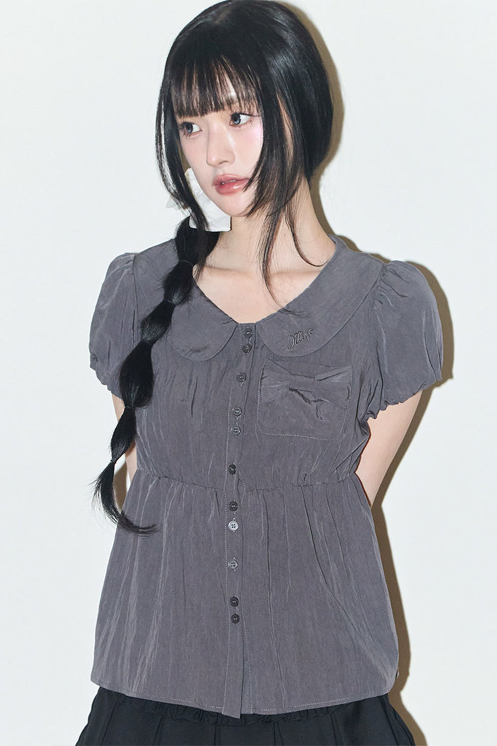 【ILLIGO】Forming Ribbon Puff Blouse | Charcoal