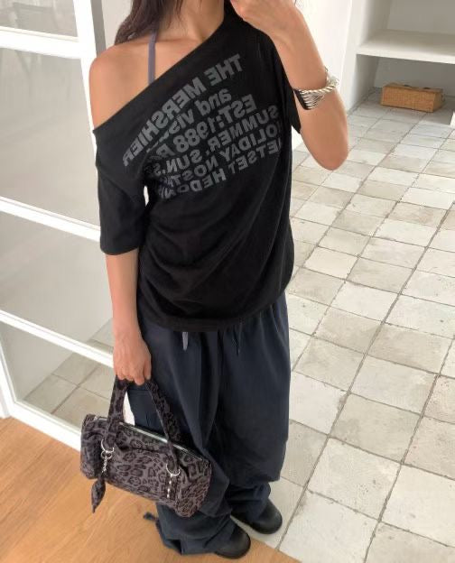 THE MERSHIER Off-shoulder Top