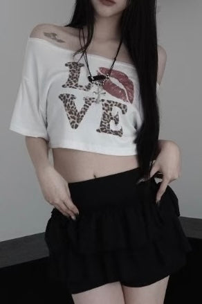 豹紋LOVE露肩短版上衣 Leopard “LOVE” Off Shoulder Crop Top